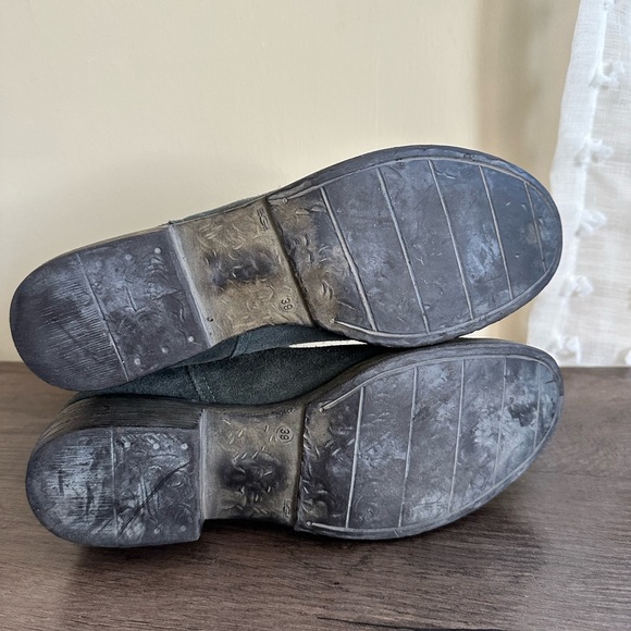 Sundance Suede Boots - Picture 5 of 6